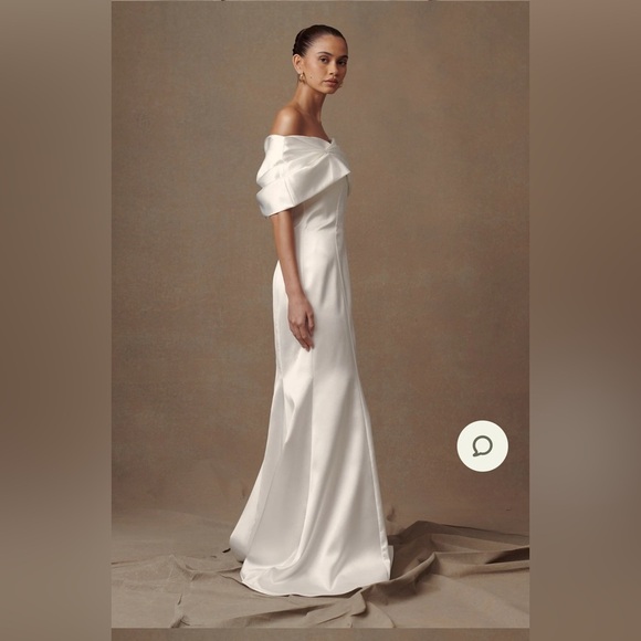 MESHKI SAOSIRE Satin Wedding Gown Size Medium - Picture 2 of 7